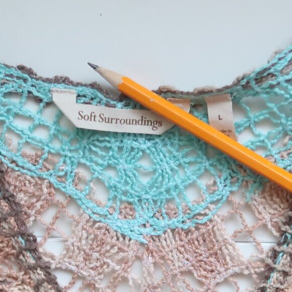 Soft Surroundings Multicolor Turquoise Red Crochet Tassel Boho Tunic Top Size L - Picture 12 of 16